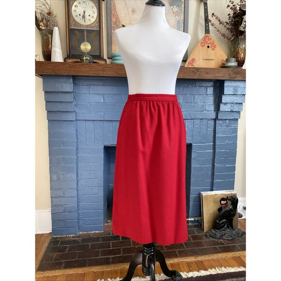 Vintage 60s Red Pencil Skirt 100% Virgin Wool Lined Women’s Size 10 Read / S - Picture 1 of 16
